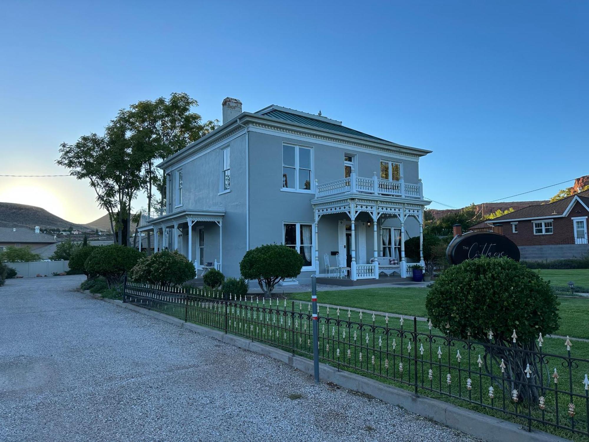 The Cottage At 241 North St. George Exterior photo