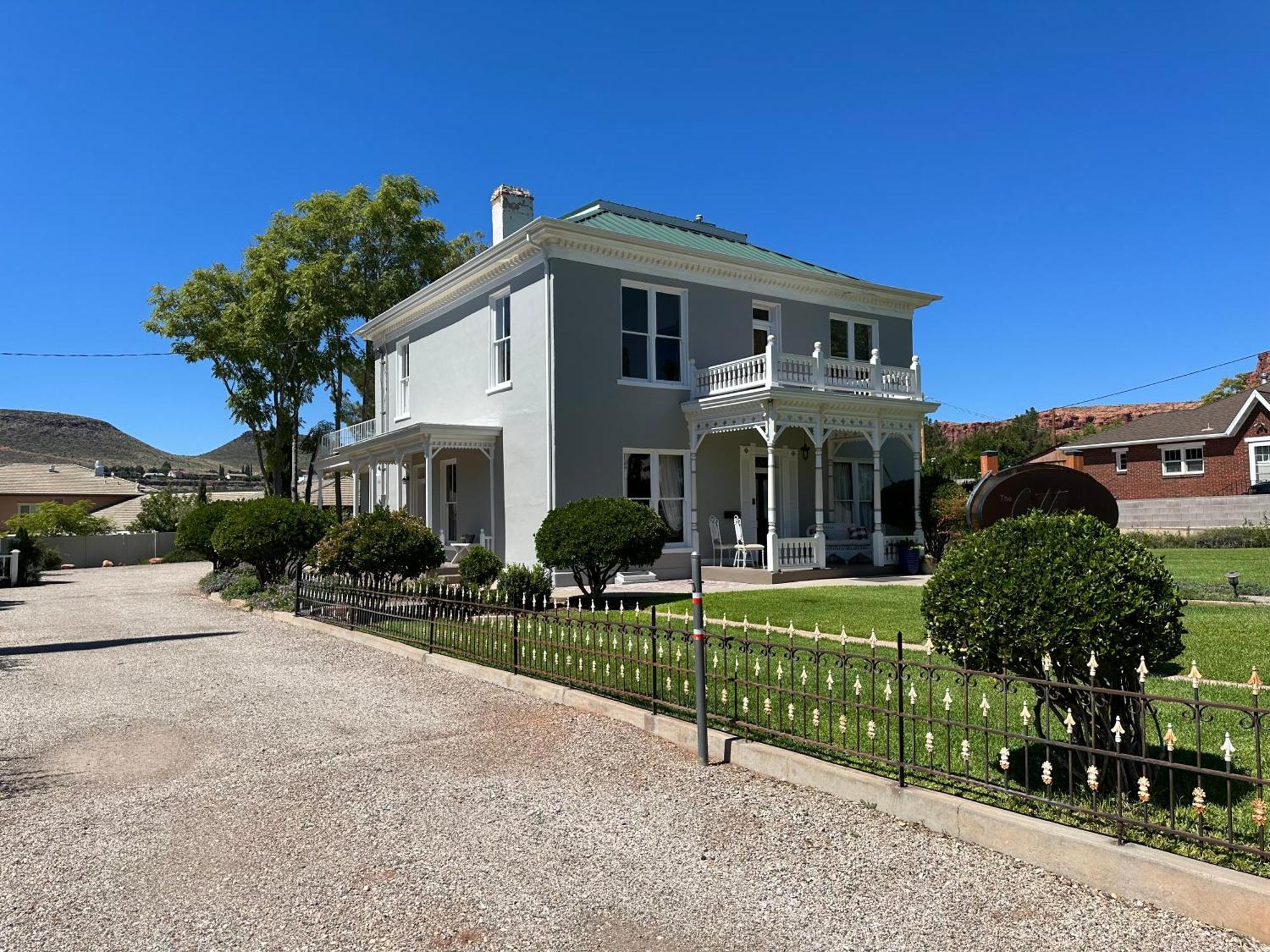 The Cottage At 241 North St. George Exterior photo